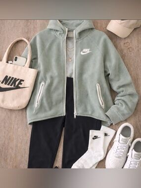 Nike Sportswear Tech Fleece Full-Zip Cape Hoodie